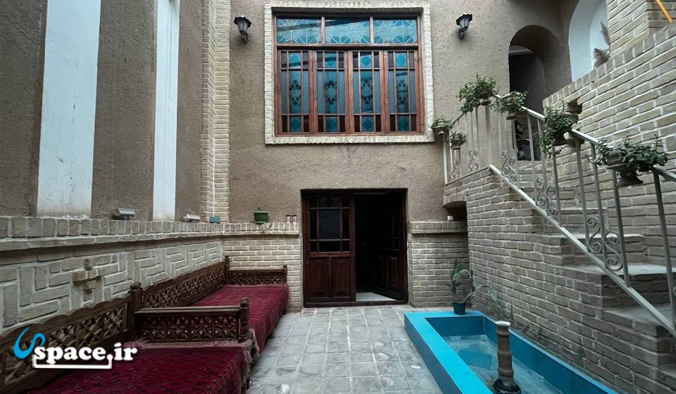 اقامتگاه سنتی خانه تاریخی سمنانی ها - سمنان